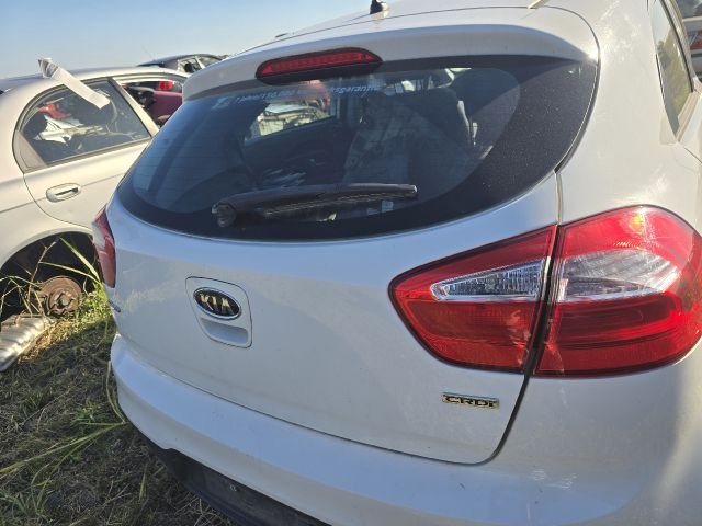 bontott KIA RIO Csomagtérajtó (Üres lemez)