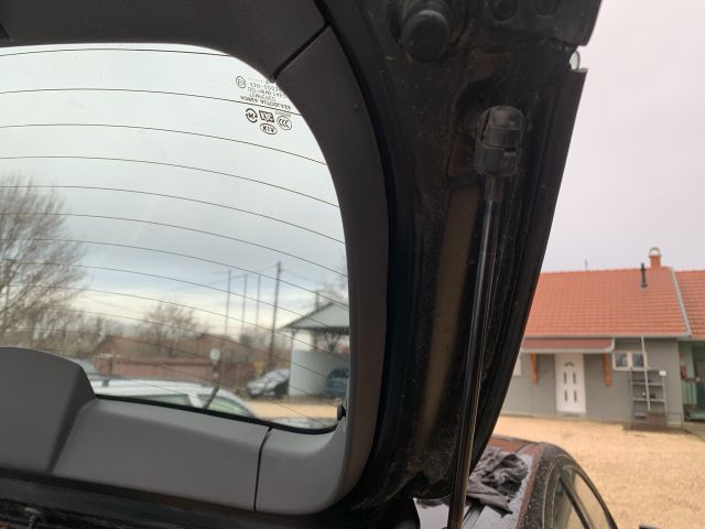 bontott KIA RIO Csomagtérajtó (Üres lemez)