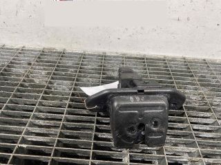 bontott KIA RIO Csomagtérajtó Ütköző