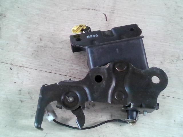 bontott KIA RIO Csomagtérajtó Zárszerkezet