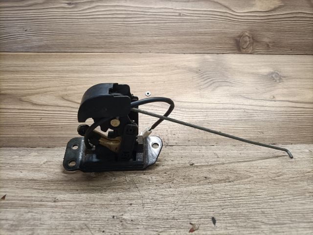 bontott KIA RIO Csomagtérajtó Zárszerkezet