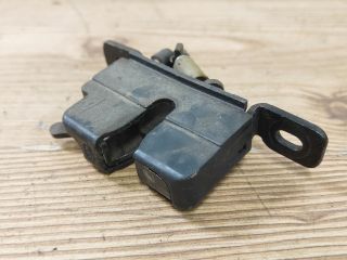 bontott KIA RIO Csomagtérajtó Zárszerkezet