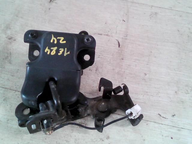 bontott KIA RIO Csomagtérajtó Zárszerkezet