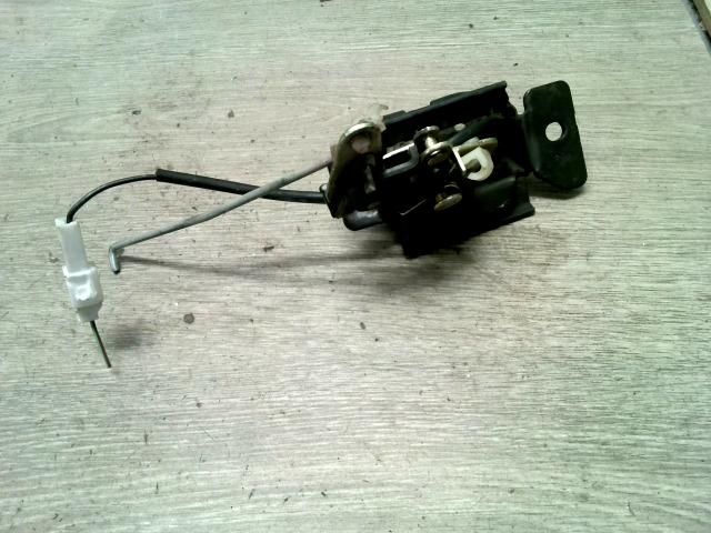 bontott KIA RIO Csomagtérajtó Zárszerkezet