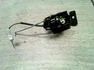 bontott KIA RIO Csomagtérajtó Zárszerkezet