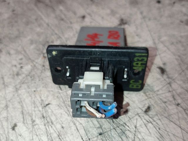 bontott KIA RIO Előtét Ellenállás Fűtőmotor