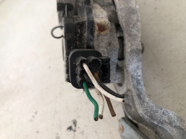 bontott KIA RIO Első Ablaktörlő Szerkezet Motorral