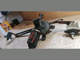 bontott KIA RIO Első Ablaktörlő Szerkezet Motorral