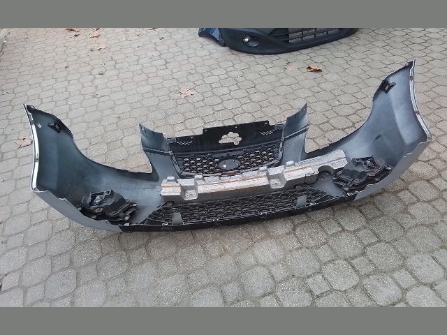 bontott KIA RIO Első Lökhárító (Részeivel)