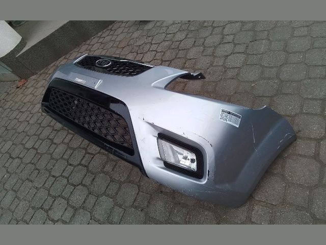 bontott KIA RIO Első Lökhárító (Részeivel)