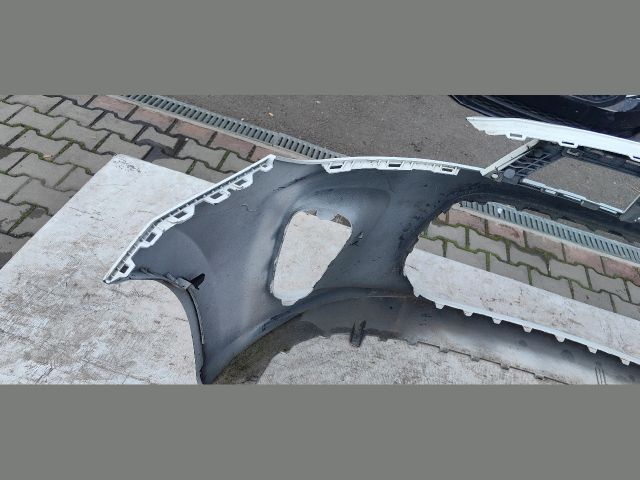 bontott KIA RIO Első Lökhárító (Üresen)