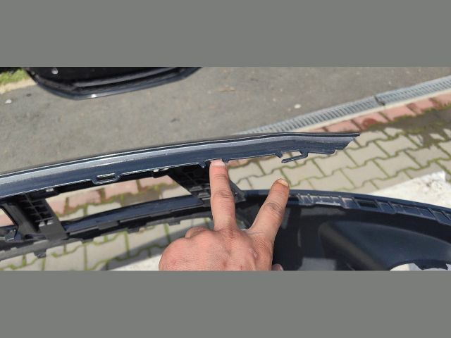 bontott KIA RIO Első Lökhárító (Üresen)