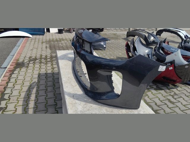 bontott KIA RIO Első Lökhárító (Üresen)