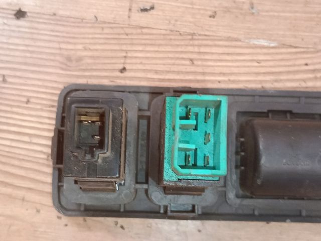 bontott KIA RIO Fényszórómagasság Állító Kapcsoló