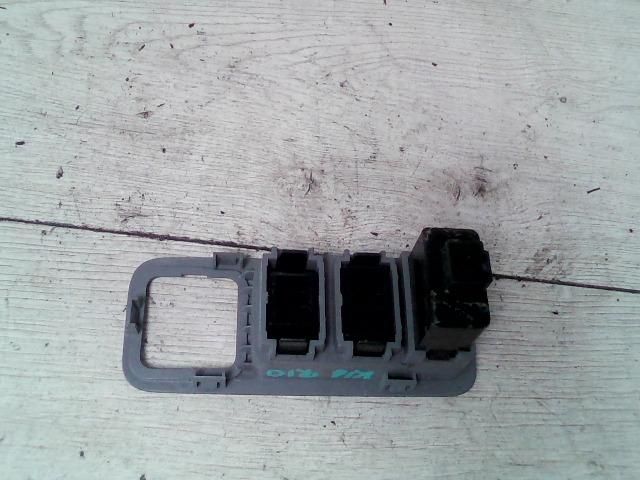 bontott KIA RIO Fényszórómagasság Állító Kapcsoló