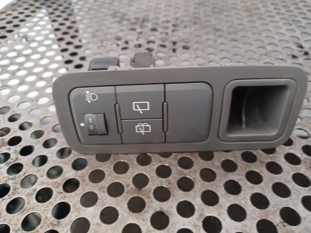 bontott KIA RIO Fényszórómagasság Állító Kapcsoló