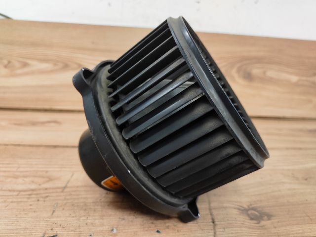 bontott KIA RIO Fűtőmotor (Klímás)