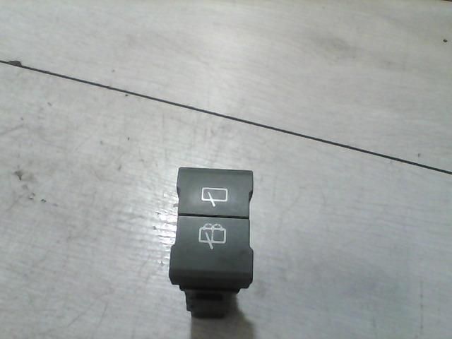 bontott KIA RIO Hátsó Ablaktörlő Kapcsoló