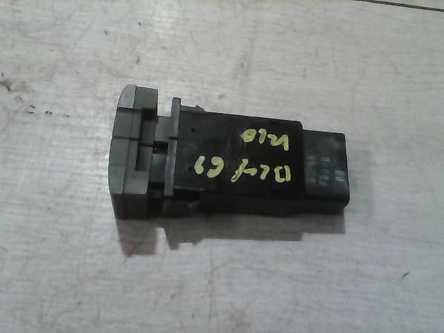 bontott KIA RIO Hátsó Ablaktörlő Kapcsoló