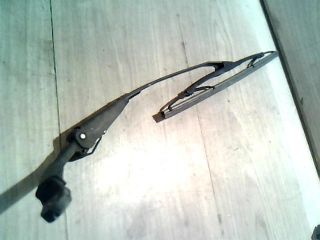 bontott KIA RIO Hátsó Ablaktörlő Kar