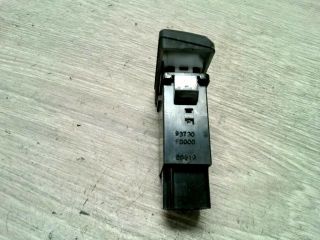 bontott KIA RIO Hátsó Ködzárófény Kapcsoló