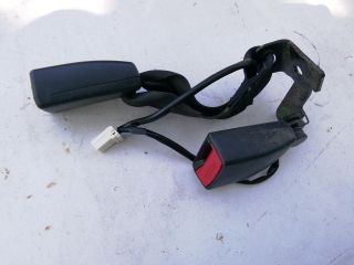 bontott KIA RIO Hátsó középső Biztonsági Öv Csat