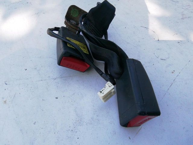 bontott KIA RIO Hátsó középső Biztonsági Öv Csat