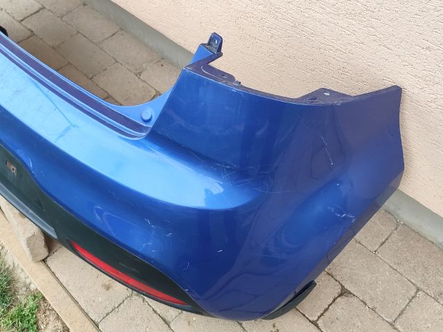 bontott KIA RIO Hátsó Lökhárító (Részeivel)