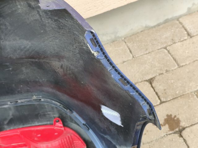 bontott KIA RIO Hátsó Lökhárító (Részeivel)