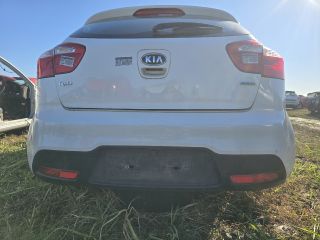 bontott KIA RIO Hátsó Lökhárító (Részeivel)