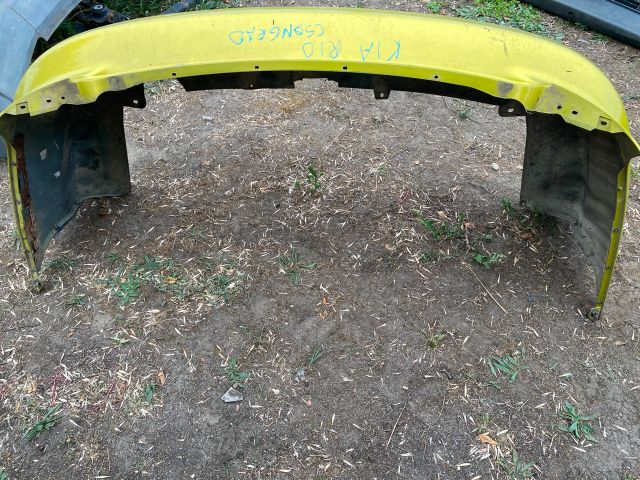 bontott KIA RIO Hátsó Lökhárító (Üresen)