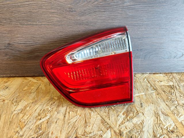 bontott KIA RIO Jobb Belső Hátsó Lámpa