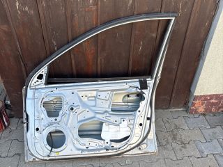 bontott KIA RIO Jobb első Ajtó (Üres lemez)