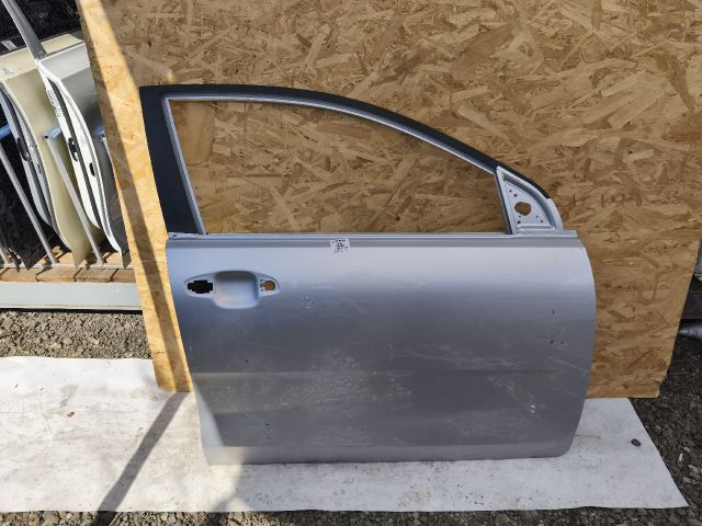 bontott KIA RIO Jobb első Ajtó (Üres lemez)