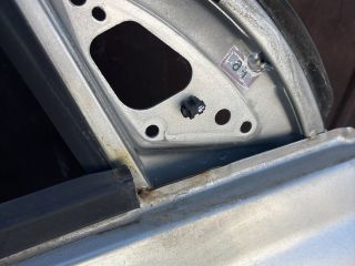 bontott KIA RIO Jobb első Ajtó (Üres lemez)