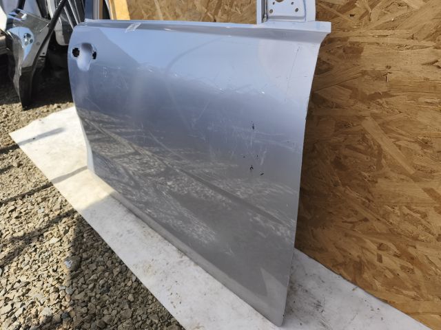 bontott KIA RIO Jobb első Ajtó (Üres lemez)