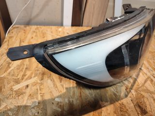 bontott KIA RIO Jobb Fényszóró