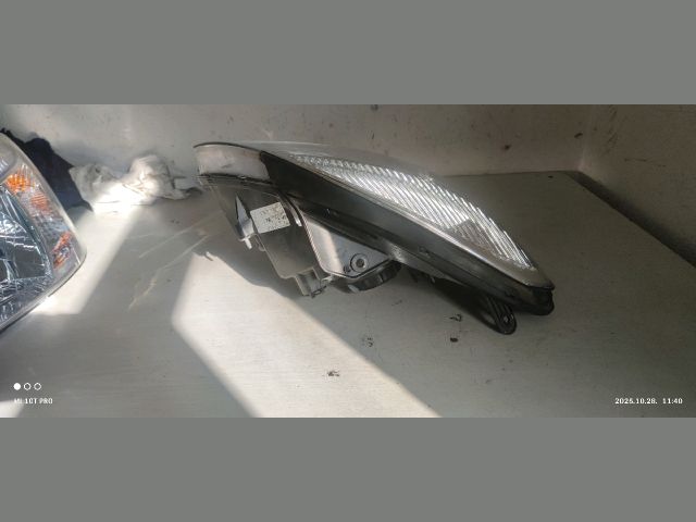 bontott KIA RIO Jobb Fényszóró