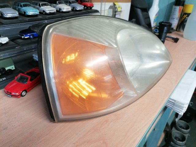 bontott KIA RIO Jobb Fényszóró