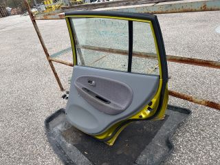 bontott KIA RIO Jobb hátsó Ajtó (Részeivel)