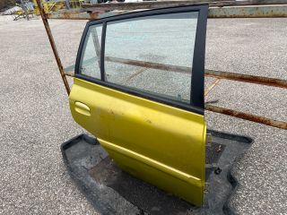bontott KIA RIO Jobb hátsó Ajtó (Részeivel)