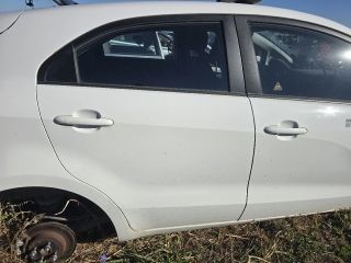 bontott KIA RIO Jobb hátsó Ajtó (Üres lemez)