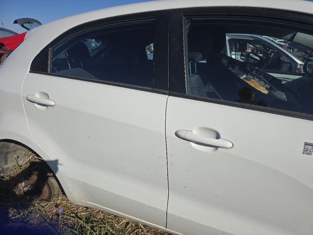 bontott KIA RIO Jobb hátsó Ajtó (Üres lemez)