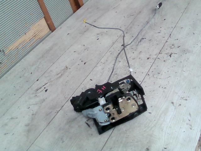 bontott KIA RIO Jobb hátsó Ajtózár