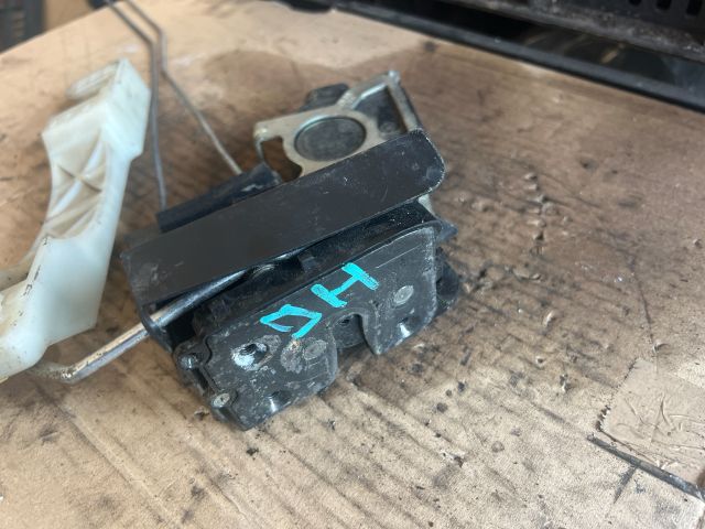 bontott KIA RIO Jobb hátsó Ajtózár