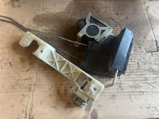 bontott KIA RIO Jobb hátsó Ajtózár