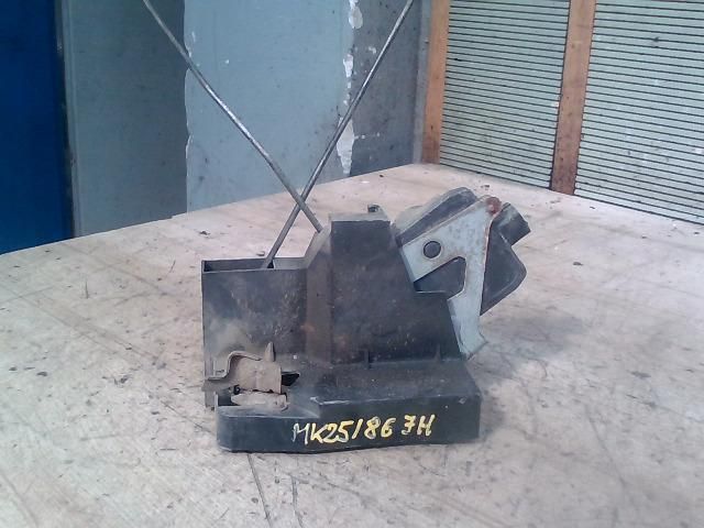 bontott KIA RIO Jobb hátsó Ajtózár