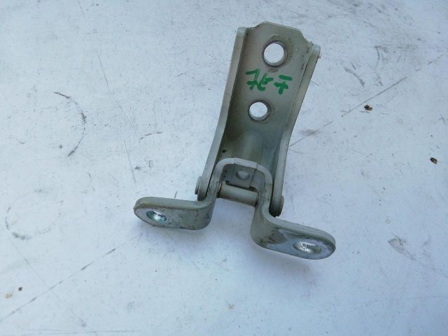 bontott KIA RIO Jobb hátsó Felső Zsanér