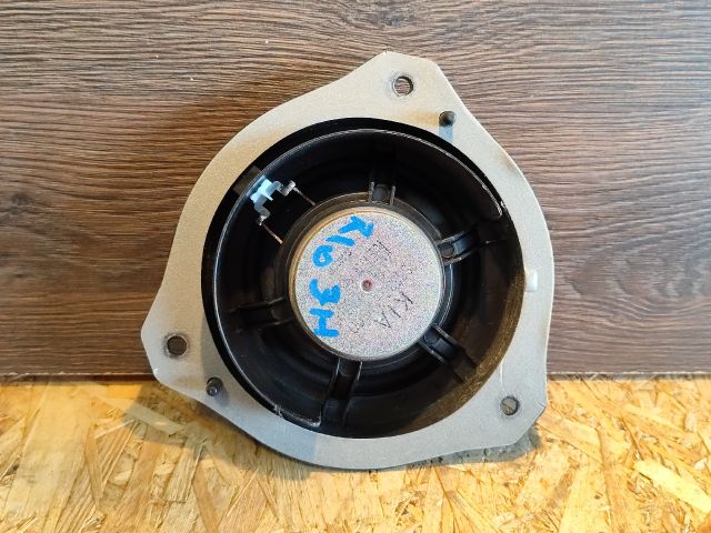 bontott KIA RIO Jobb hátsó Hangszóró