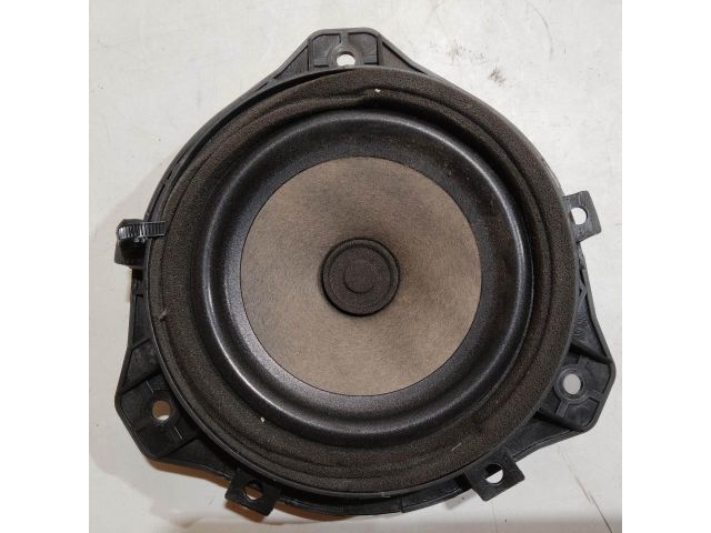 bontott KIA RIO Jobb hátsó Hangszóró